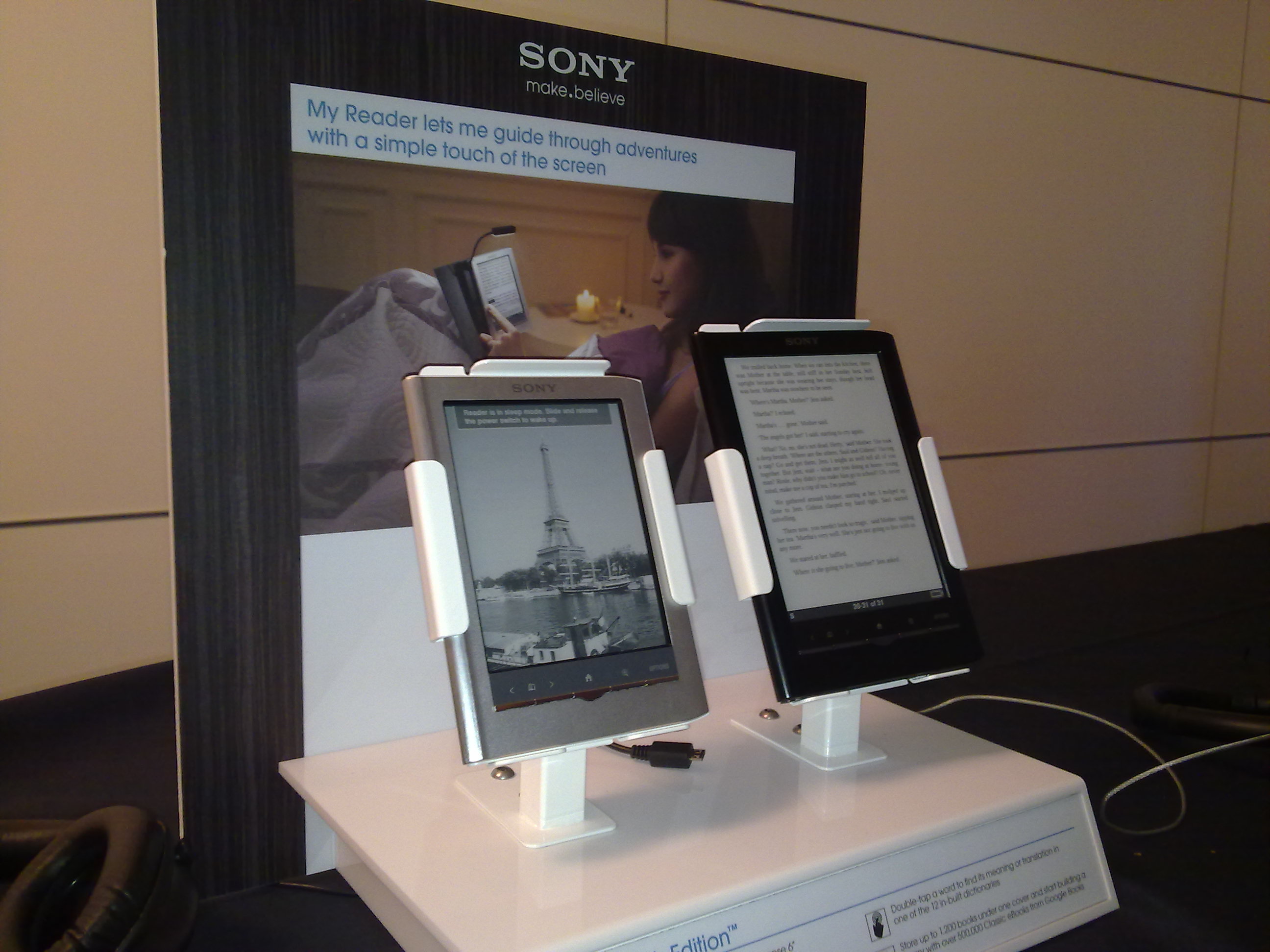 Sony Touch and Pocket Reader ebook lineup Hands On Tech Digest